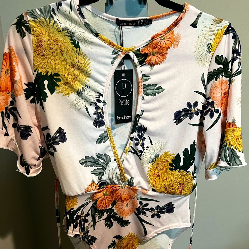 Boohoo, US Size 4, Pink with Floral print